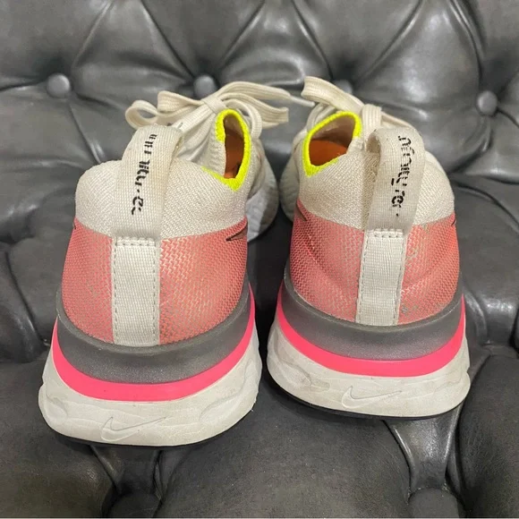 NIKE REACT INFINITY RUN RUNNING SHOES - Picture 4 of 5